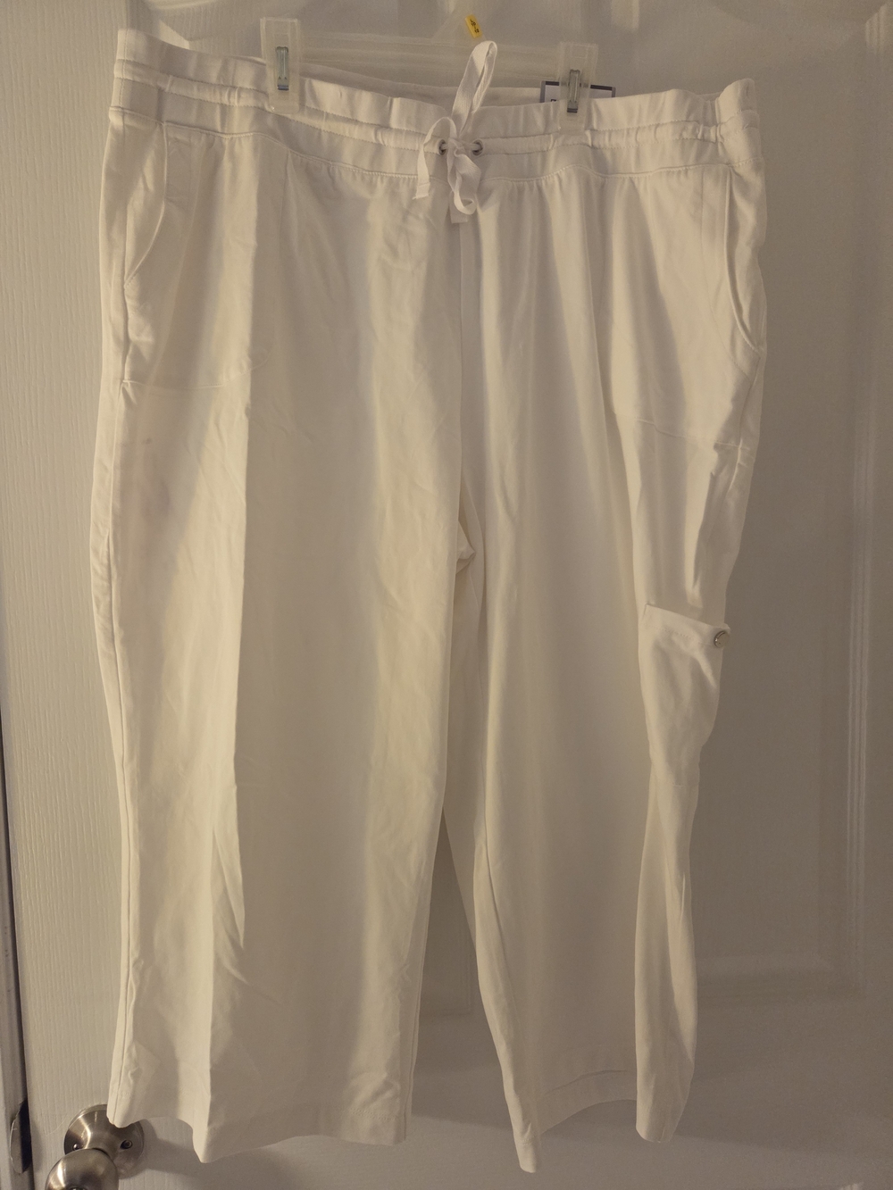 Chico's Women's White Cropped Drawstring Pants